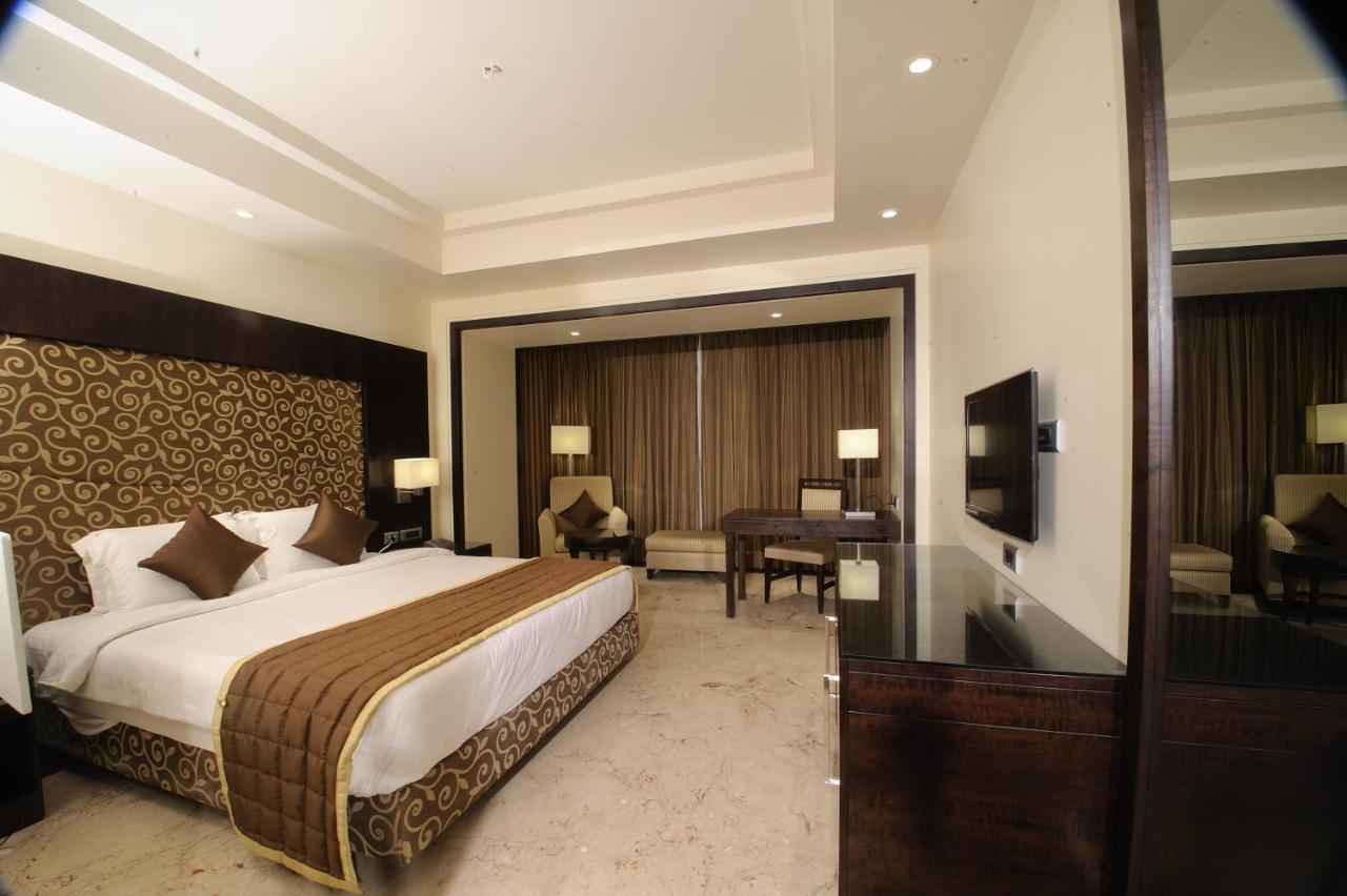 Anandha Inn Convention Centre And Suites Puducherry Zewnętrze zdjęcie