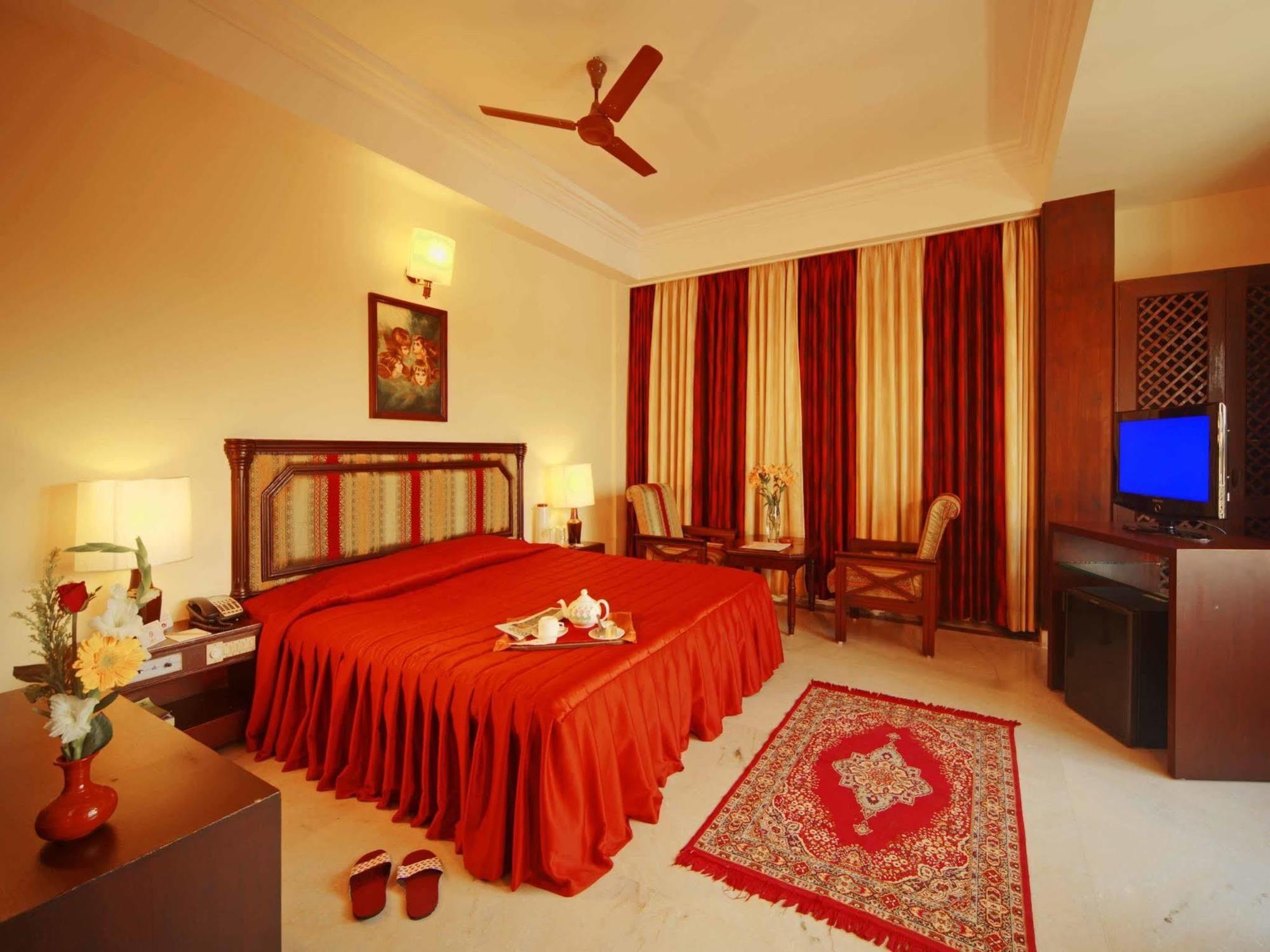 Anandha Inn Convention Centre And Suites Puducherry Zewnętrze zdjęcie